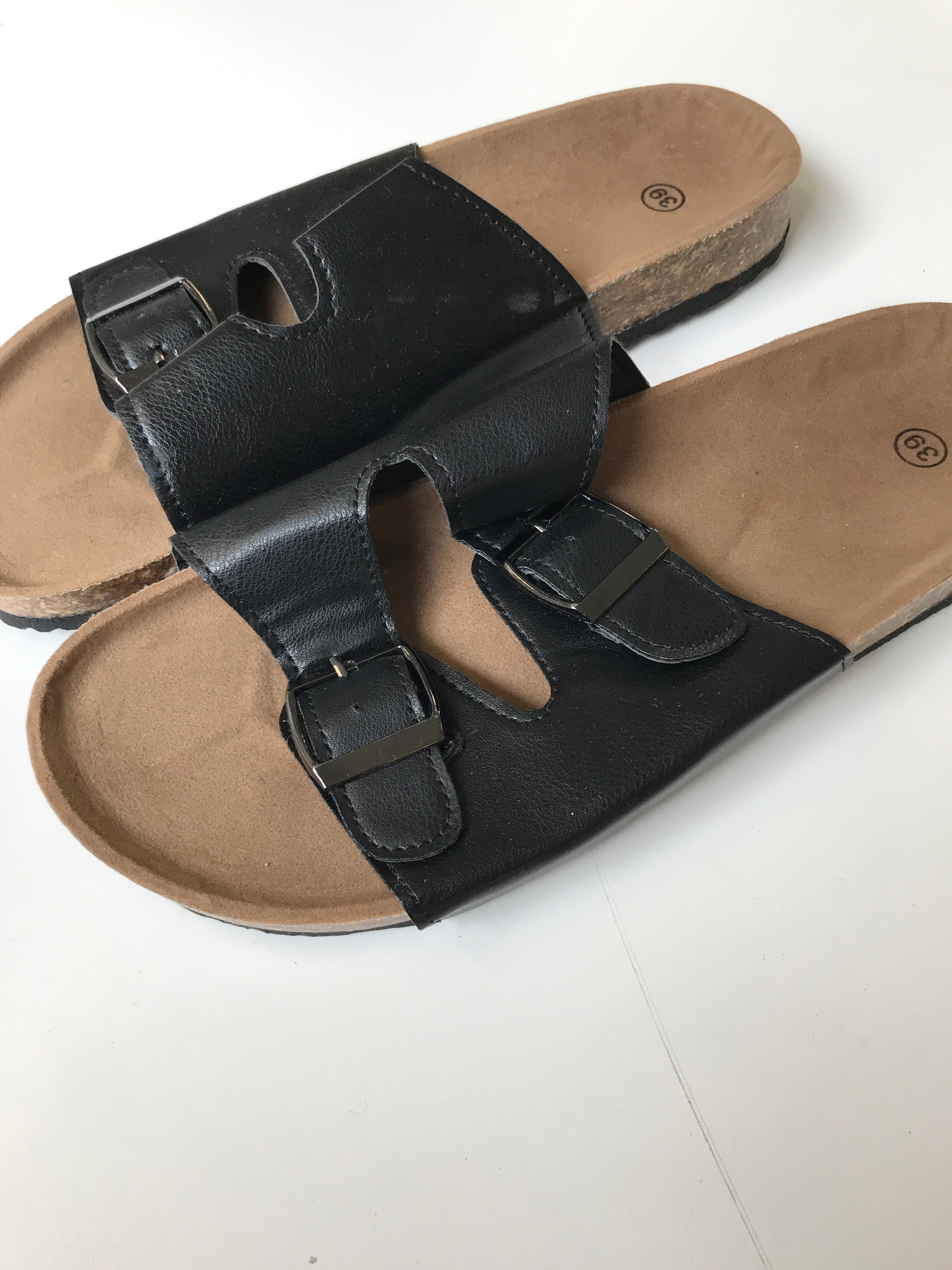 Sandal